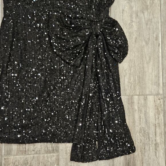 Hello Molly Dress Womens Size 10 She's The Gift Sequin Mini Black Strapless Bow - Picture 7 of 14